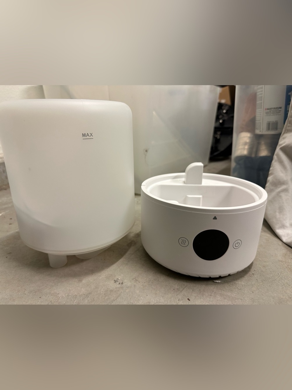Levoit White Humidifier - Picture 2 of 5